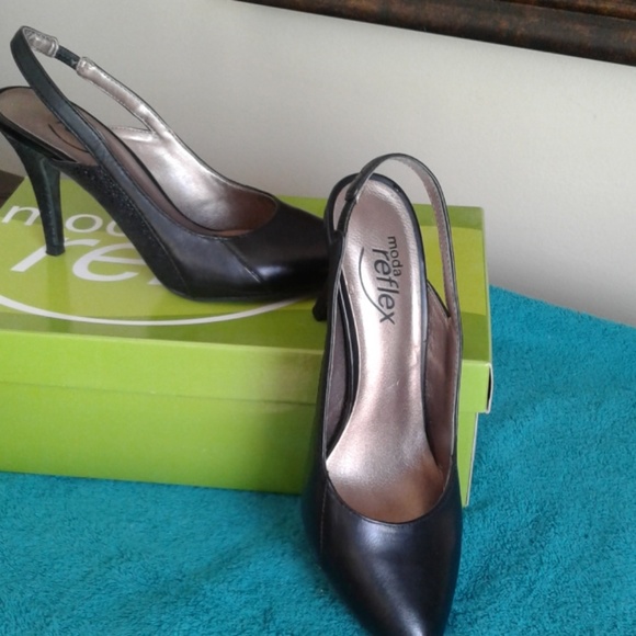 Shoes - Picture 2 of 3